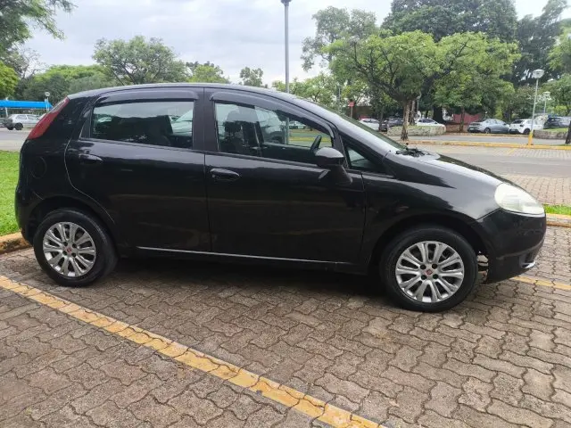 PUNTO - 1.4 8V 4P MANUAL