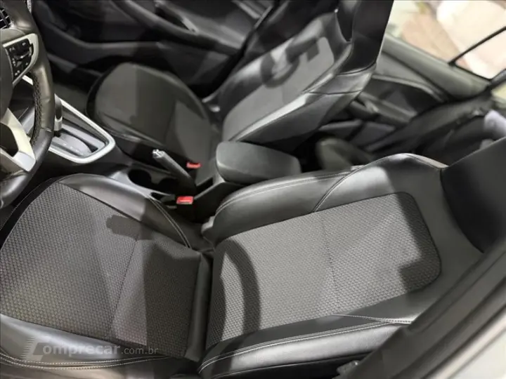 ONIX 1.0 Turbo Plus LTZ