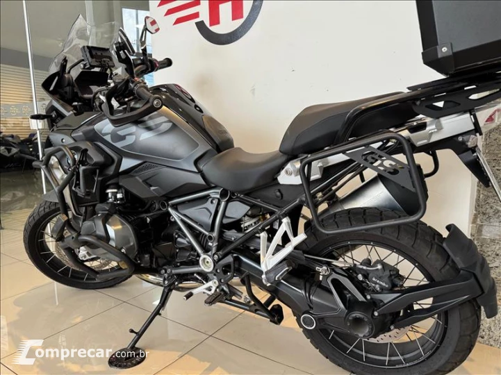 R 1250 GS TRIPLE BLACK