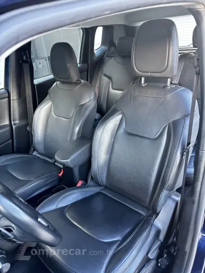 RENEGADE 1.8 16V Longitude