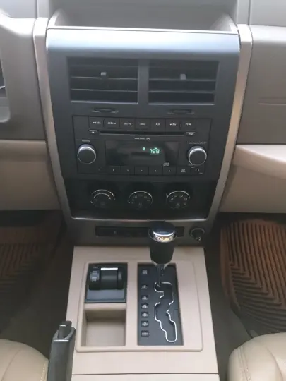 CHEROKEE 3.7 Sport 4X4 V6 12V