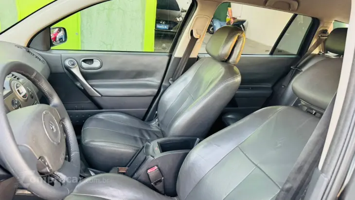 MEGANE 1.6 Dynamique Grand Tour 16V