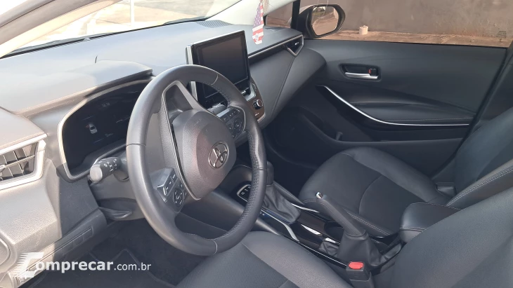 COROLLA 1.8 VVT-I Hybrid Altis