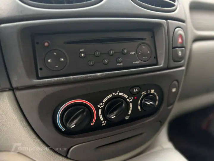 Scénic RXE/ Privilège 2.0 16V 5p Mec.