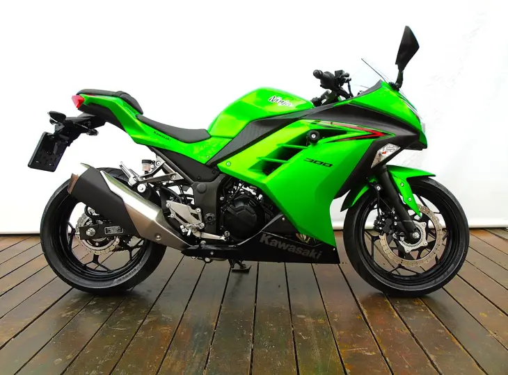KAWASAKI NINJA 300 ABS