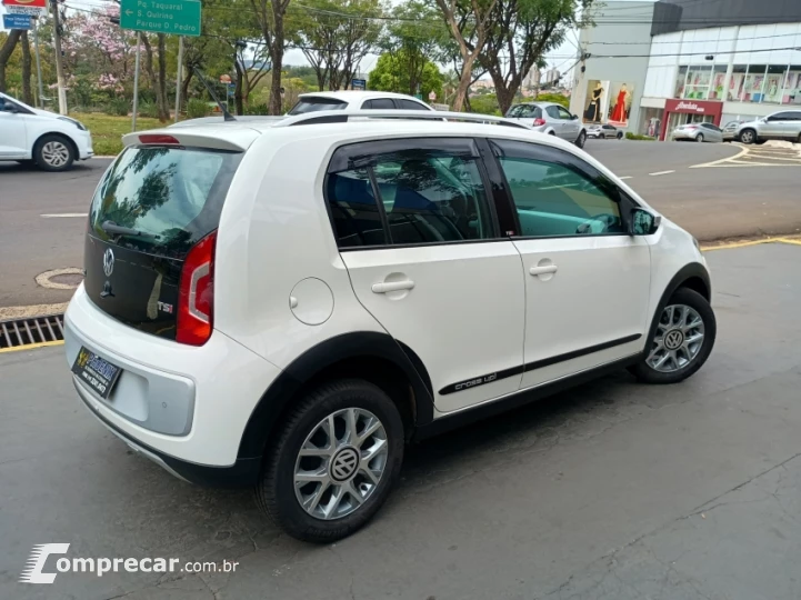 CROSS UP 1.0 TSI 12V