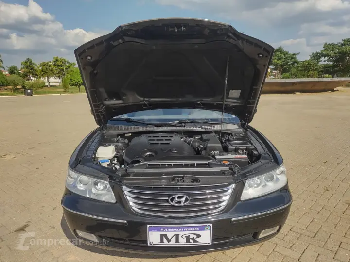 AZERA 3.3 MPFI GLS Sedan V6 24V