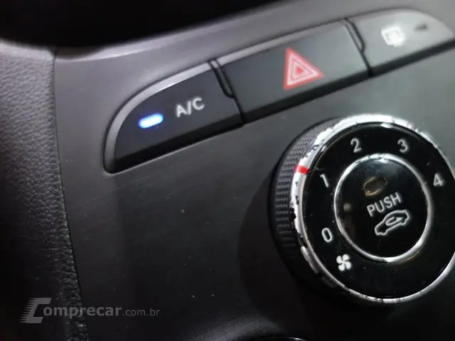 HB20S - 1.6 COMFORT PLUS 16V 4P MANUAL