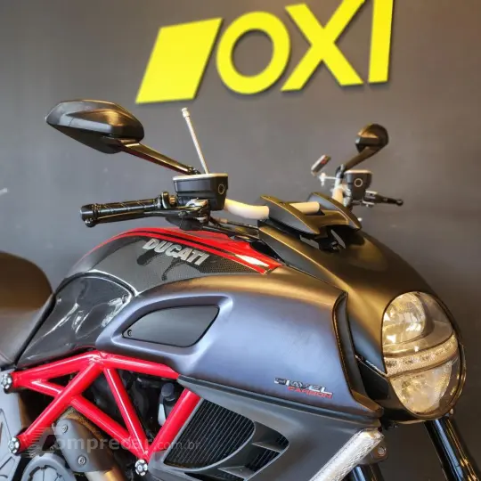 DIAVEL 1198 Carbon