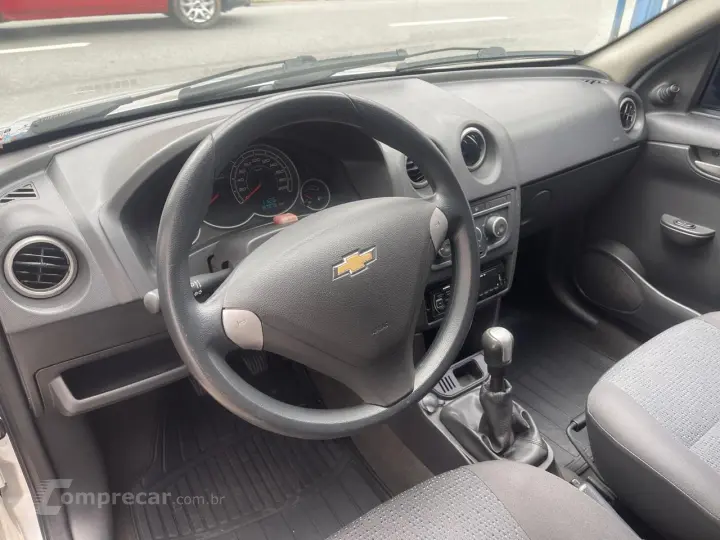 CELTA 1.0 MPFI LT 8V