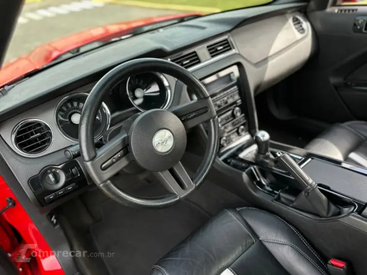 MUSTANG 3.7 COUPÉ V6 24V GASOLINA 2P MANUAL