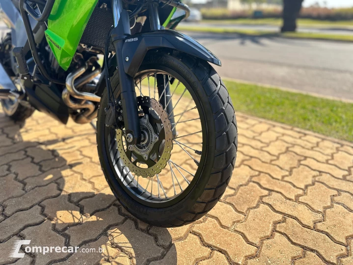 VERSYS-X 300