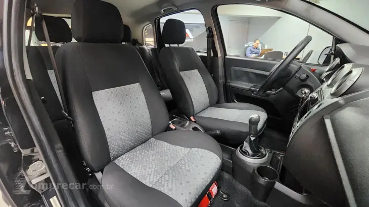 Fiesta SE 1.6 8V Flex 5p