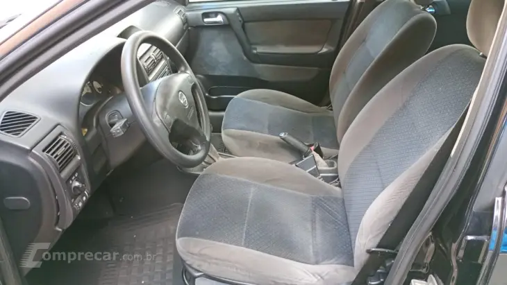 ASTRA 2.0 MPFI Elegance Sedan 8V Multipower