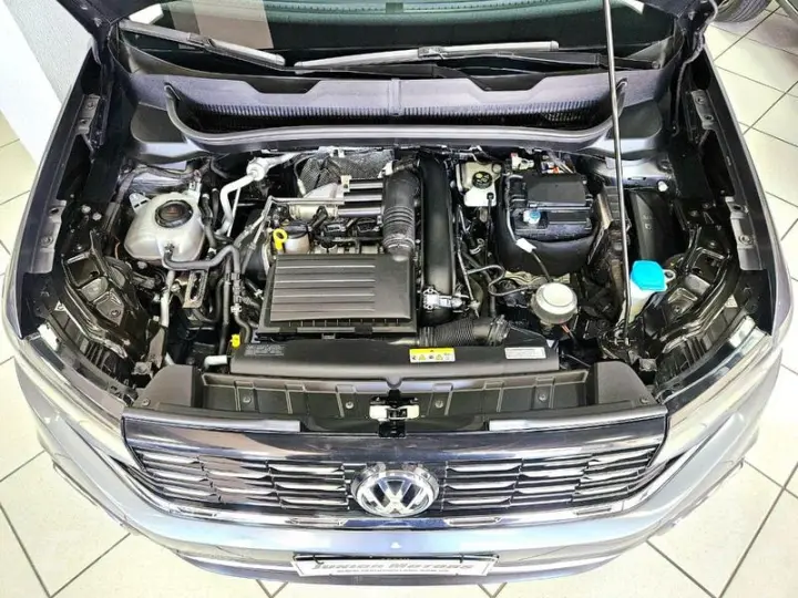 T CROSS HIGHLINE 250 TSI AUT