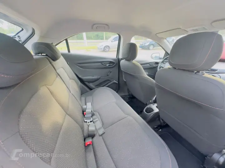 Onix Hatch 1.4 4P FLEX LT