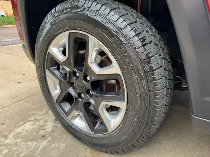 Compass 2.0 16V Diesel Trailhawk 4X4 Automático