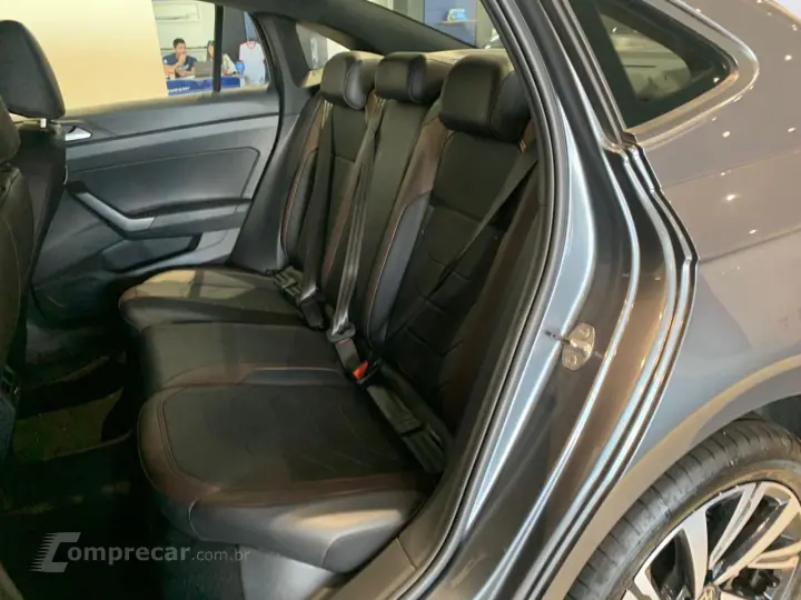 Virtus 1.0 4P 200 TSI FLEX HIGHLINE AUTOMÁTICO