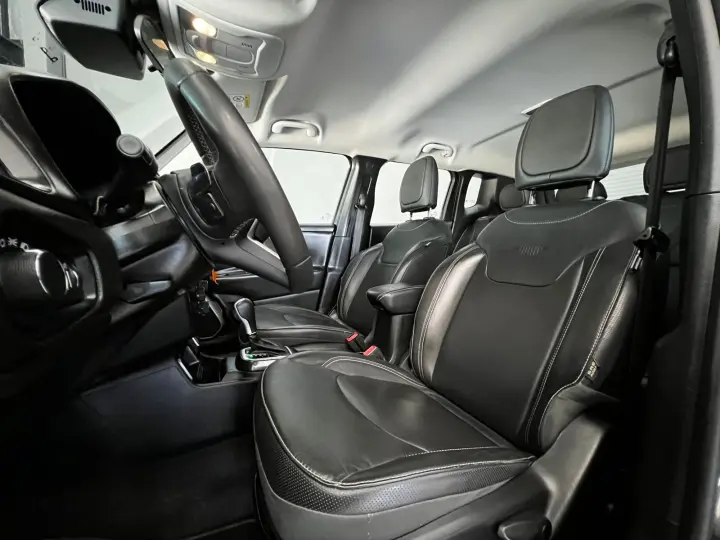 Renegade Longitude T270 1.3 Turbo 4x2