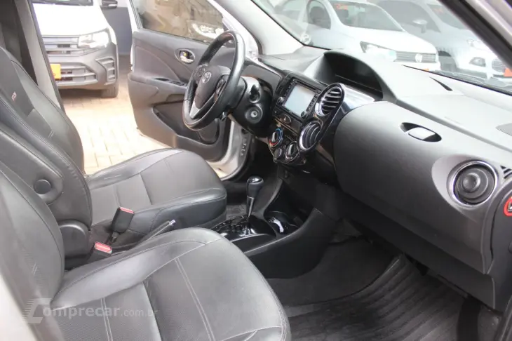Etios Sedan 1.5 16V 4P FLEX PLATINUM AUTOMÁTICO