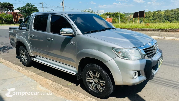 HILUX 2.7 SRV 4X2 CD 16V