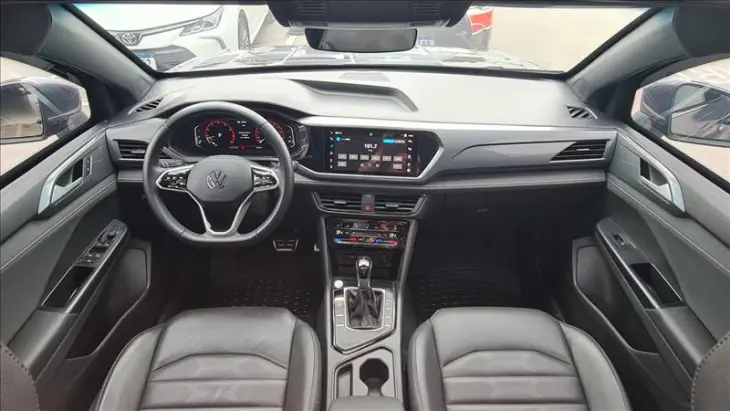 TAOS 1.4 250 TSI Highline