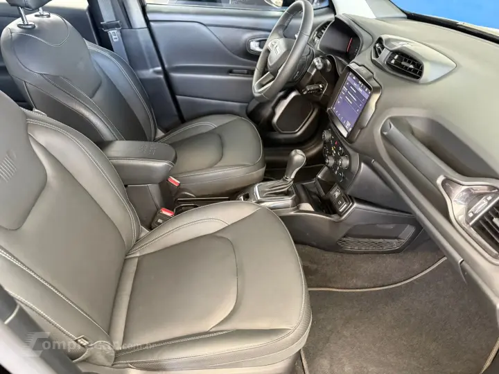 Renegade Long. T270 1.3 TB 4x2 Flex Aut.