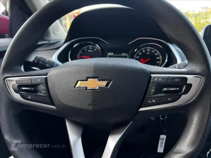 ONIX 1.0 Turbo Plus LT