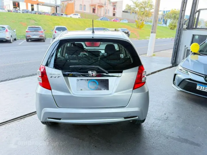 Fit LX 1.4/ 1.4 Flex 8V/16V 5p Aut.