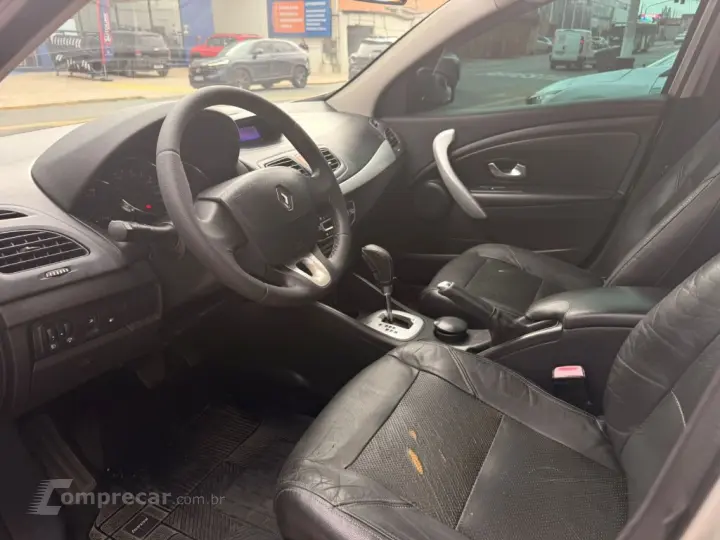 FLUENCE Sed. Dynamique 2.0 16V FLEX Aut.