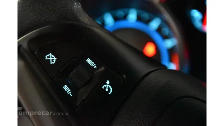 CRUZE HATCH - 1.8 LT SPORT6 16V 4P AUTOMÁTICO