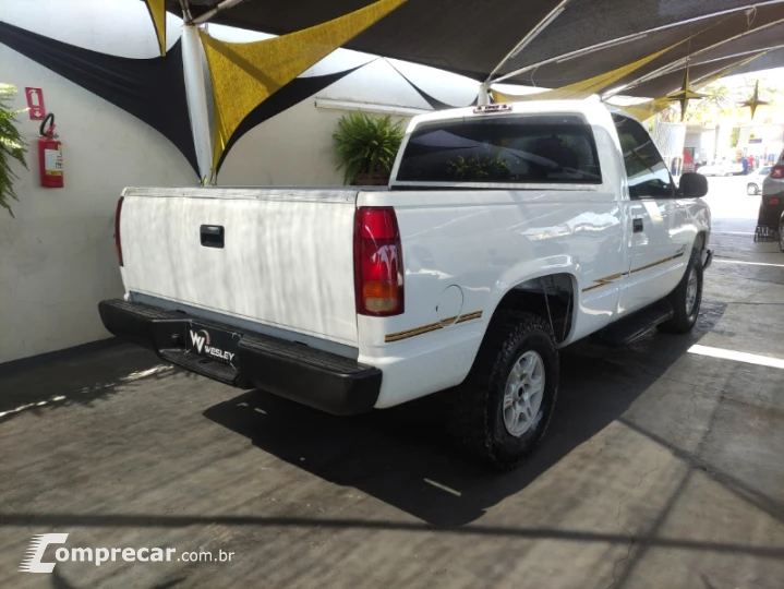 Silverado DLX 4.2 Diesel