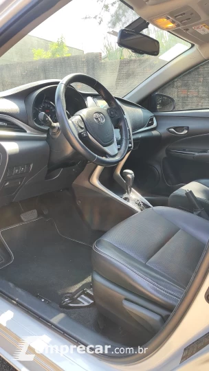 YARIS 1.5 16V Sedan XLS Connect