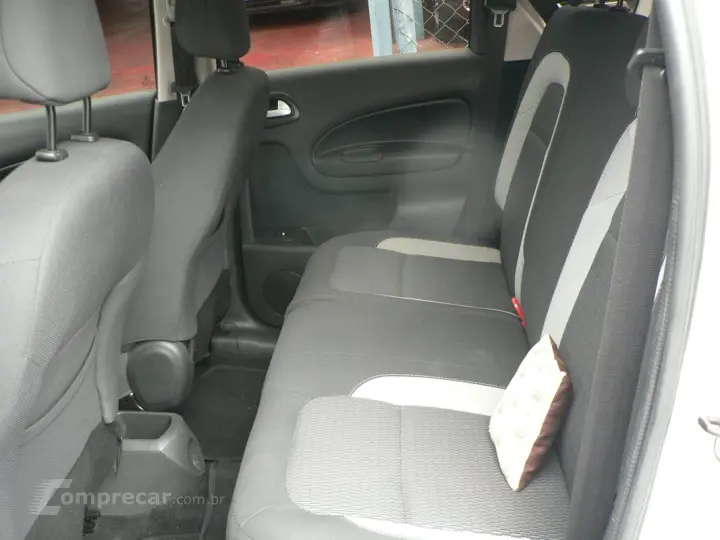 AIRCROSS 1.6 Feel 16V