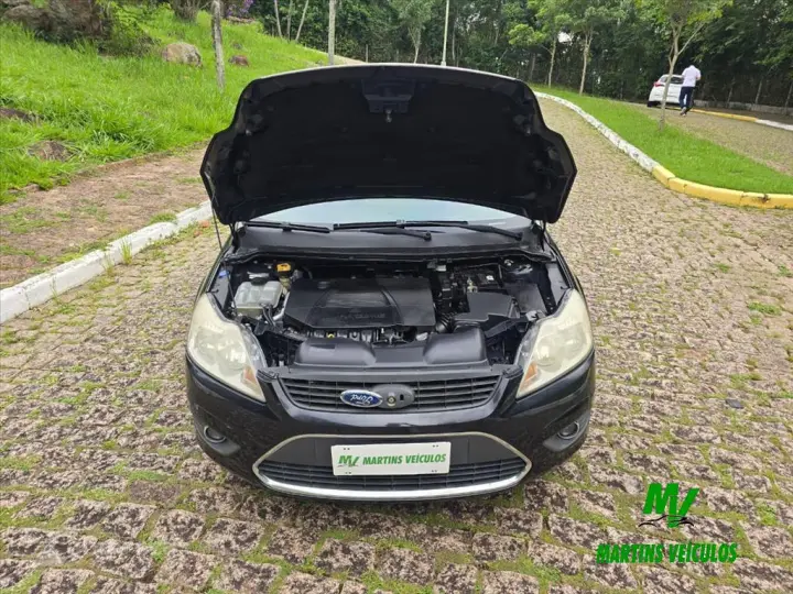 FOCUS 2.0 GHIA SEDAN 16V FLEX 4P AUTOMÁTICO