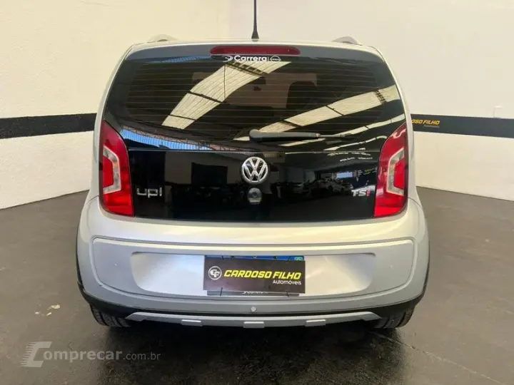 UP! CROSS 1.0 TSI TOTAL FLEX MEC. 4P