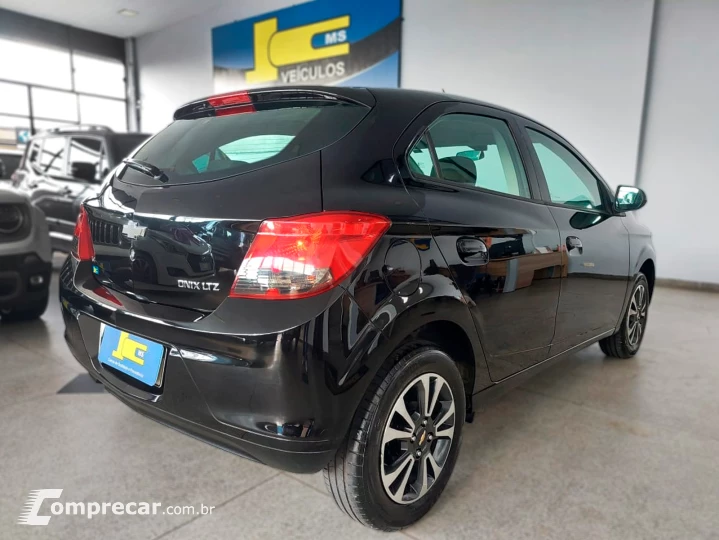 ONIX 1.4 MPFI LTZ 8V