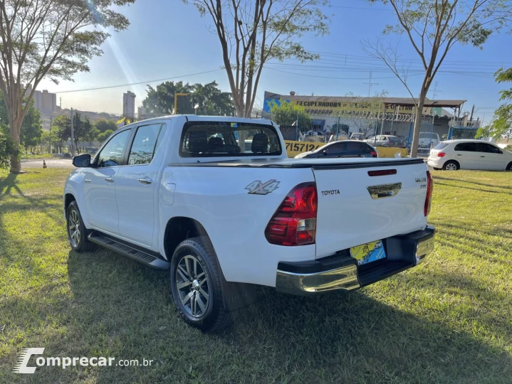 Hilux CD SRX 4x4 2.8 TDI 16V Diesel Aut.