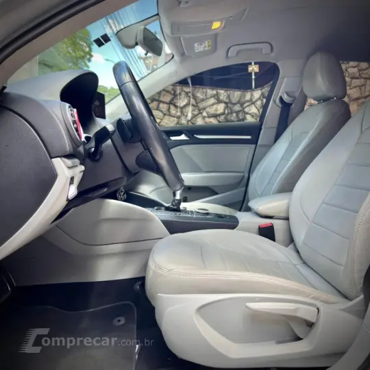 A3 1.4 TFSI Sedan Ambiente 16V