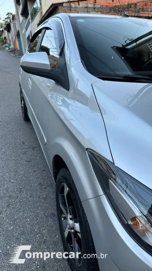 ONIX 1.4 MPFI LTZ 8V