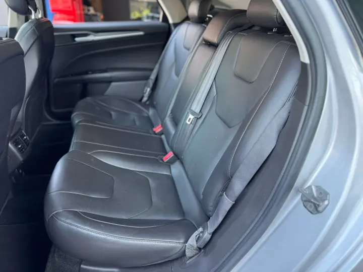 FUSION 2.0 Titanium FWD 16V