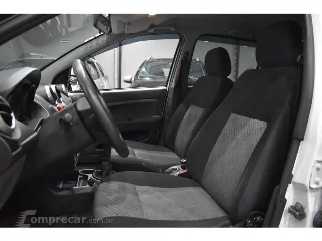 FIESTA HATCH - 1.6 ROCAM HATCH 8V 4P MANUAL