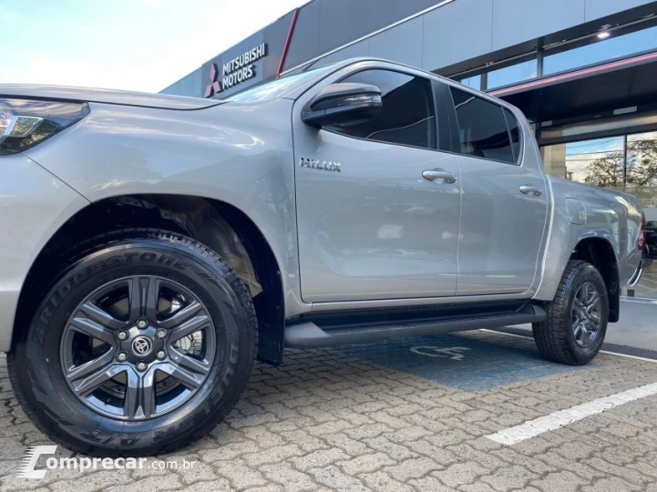 HILUX 2.8 D-4d Turbo CD SR 4X4