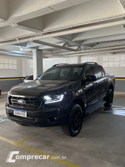 RANGER 2.2 Black 4X2 CD 16V