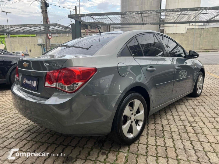 CRUZE 1.8 LT 16V FLEX 4P MANUAL