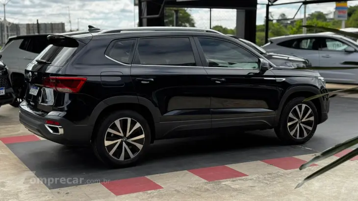 TAOS Highline 1.4 250 TSI Flex Aut.