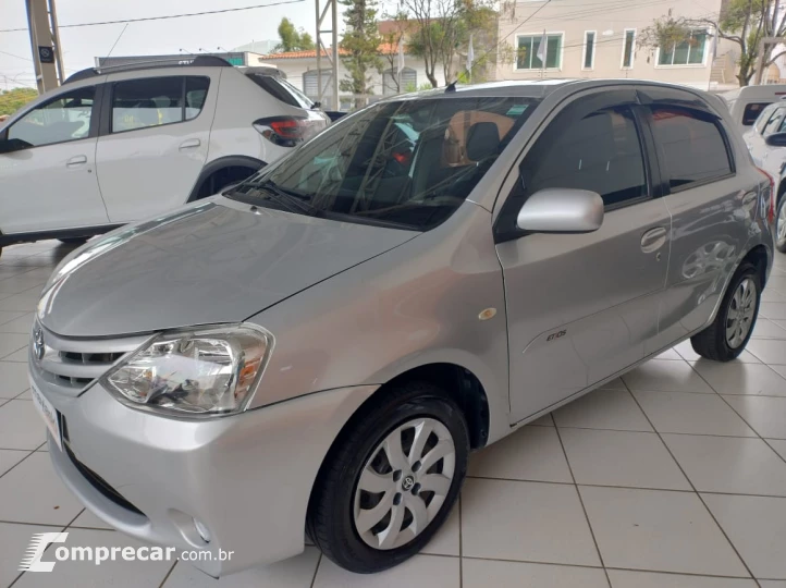 Etios Hatch 1.3 16V 4P FLEX XS