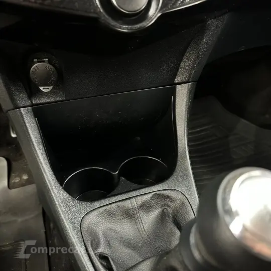 ETIOS HB X ETIOS HB X