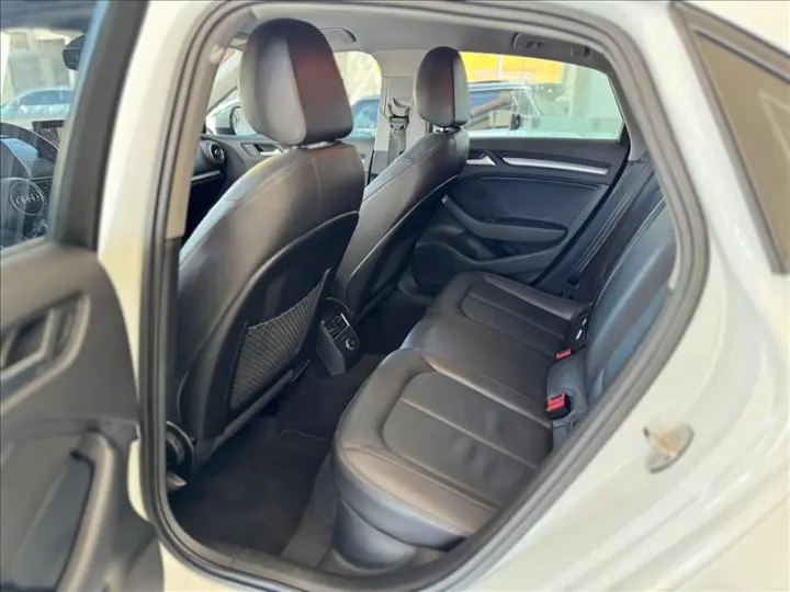 A3 1.4 TFSI Sedan Attraction 16V