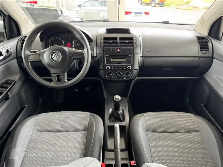 POLO 1.6 MI 8V